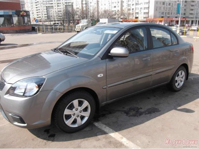 KIA Rio,  седан,  2010 г. в.,  пробег:  35000 км.,  механическая,  1.4 л в городе Москва, фото 4, Московская область