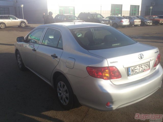 Toyota Corolla,  седан,  2009 г. в.,  пробег:  64000 км.,  механическая,  1,4 л в городе Киров, фото 6, Калужская область