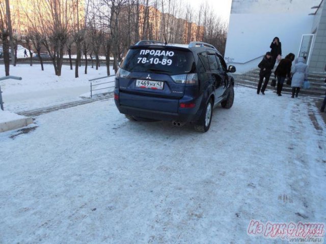 Mitsubishi Outlander XL,  внедорожник,  2007 г. в.,  пробег:  124000 км.,  автоматическая,  3.0 л в городе Киров, фото 6, стоимость: 730 000 руб.