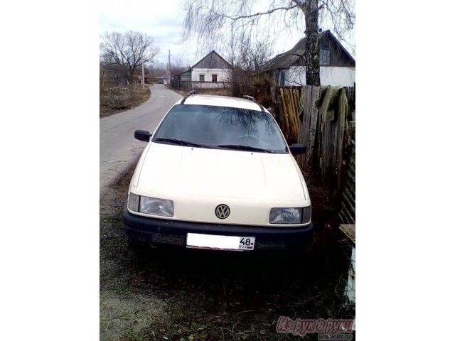 Volkswagen Passat,  универсал,  1991 г. в.,  механическая,  1.8 л в городе Воронеж, фото 1, стоимость: 100 000 руб.