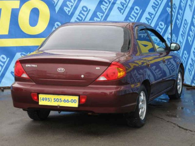 Продается KIA Spectra 1.6 (103 HP),  цвет:  красный,  двигатель: 1.5 л,  103 л. с.,  кпп:  механическая,  кузов:  седан,  пробег:  24271 км,  состояние.. . в городе Москва, фото 2, Московская область