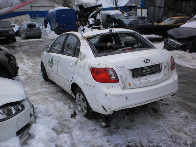 KIA Rio,  2011 г. в.,  автоматическая,  1399 куб.,  пробег:  8000 км. в городе Москва, фото 2, KIA