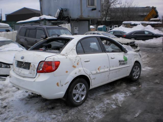 KIA Rio,  2011 г. в.,  автоматическая,  1399 куб.,  пробег:  8000 км. в городе Москва, фото 3, Московская область