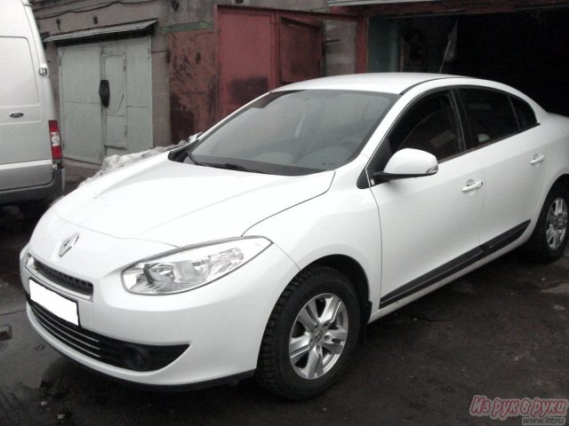 Renault Fluence,  седан,  2011 г. в.,  пробег:  19000 км.,  механическая,  1.6 л в городе Тверь, фото 3, Тверская область