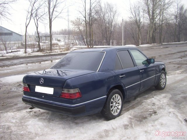 Mercedes 230,  седан,  1991 г. в.,  механическая,  2.3 л в городе Чебоксары, фото 2, стоимость: 130 000 руб.