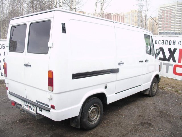 Mercedes Т1 1985г.  механика 2000см.  куб в городе Санкт-Петербург, фото 1, Mercedes