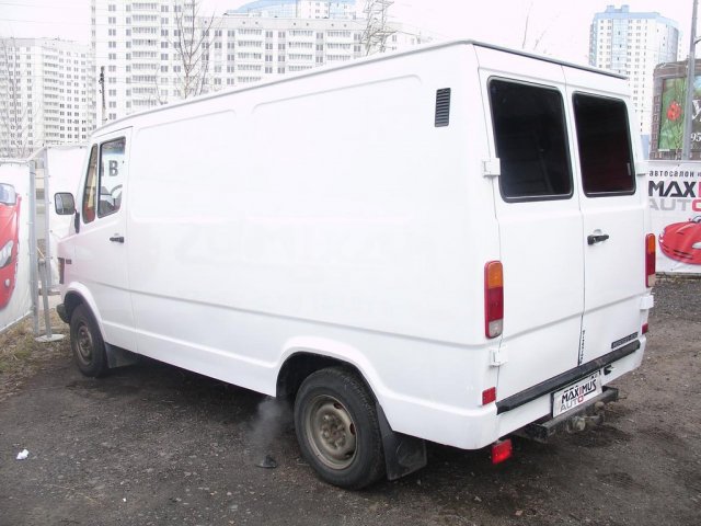 Mercedes Т1 1985г.  механика 2000см.  куб в городе Санкт-Петербург, фото 2, Ленинградская область