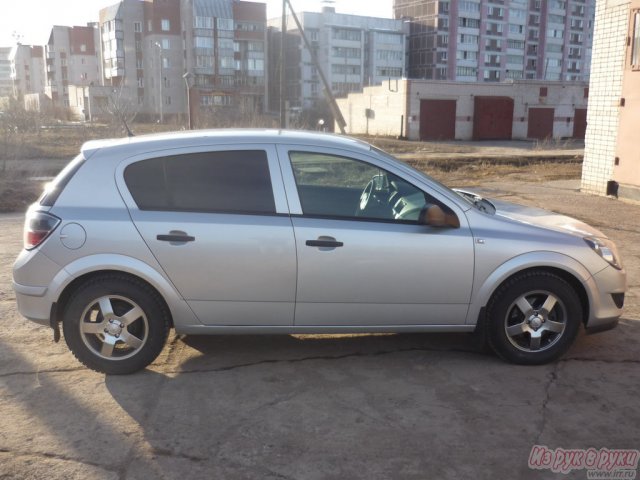 Opel Astra,  хэтчбек,  2007 г. в.,  пробег:  75000 км.,  механическая,  1.4 л в городе Киров, фото 2, Калужская область