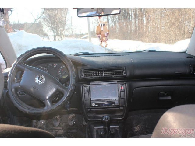 Volkswagen Passat,  седан,  1997 г. в.,  пробег:  290000 км.,  механическая,  1.6 л в городе Клин, фото 2, Московская область