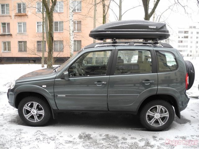 Chevrolet Niva,  универсал,  2011 г. в.,  пробег:  24000 км.,  механическая в городе Санкт-Петербург, фото 2, Chevrolet