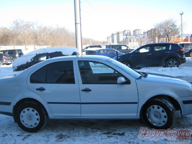 Volkswagen Bora,  седан,  2003 г. в.,  пробег:  155000 км.,  автоматическая,  1.6 л в городе Тюмень, фото 4, стоимость: 300 000 руб.