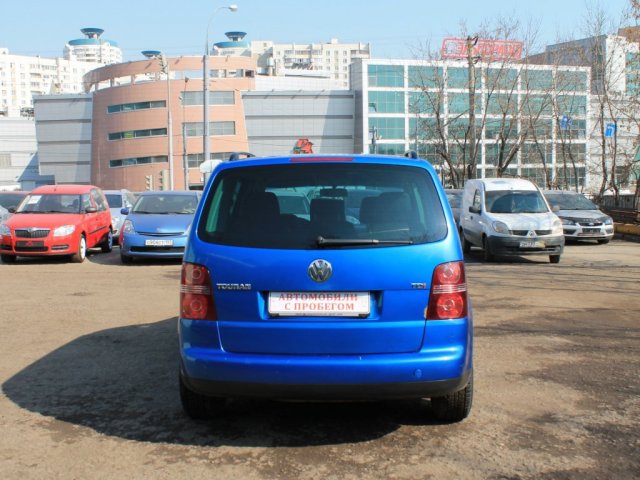 Volkswagen Touran 1.9 TDI (105 Hp) 2005 г. в.  ( 1900 см3 ) в городе Москва, фото 6, стоимость: 400 000 руб.