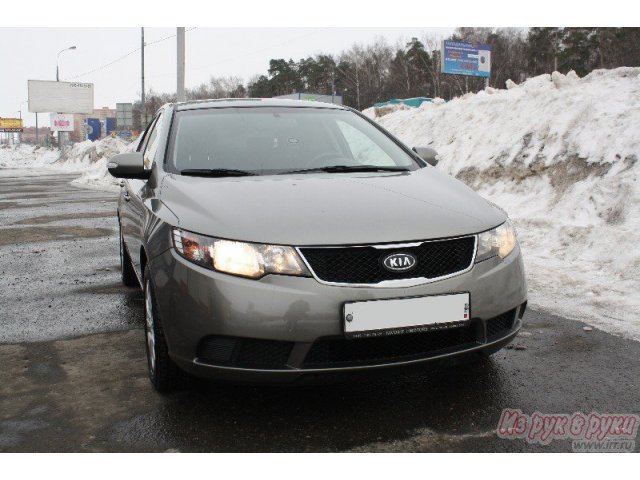 KIA Cerato,  седан,  2010 г. в.,  пробег:  76000 км.,  механическая,  1.6 л в городе Москва, фото 4, стоимость: 460 000 руб.