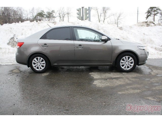 KIA Cerato,  седан,  2010 г. в.,  пробег:  76000 км.,  механическая,  1.6 л в городе Москва, фото 7, стоимость: 460 000 руб.