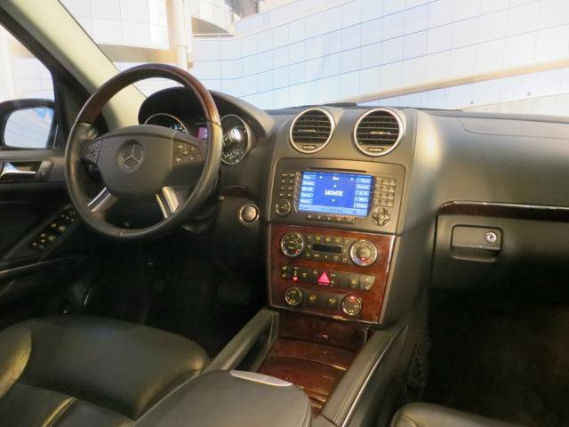 Mercedes GL 500,  2006 г. в.,  автоматическая,  5462 куб.,  пробег:  25905 км. в городе Санкт-Петербург, фото 6, стоимость: 1 500 000 руб.