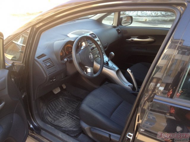 Toyota Auris,  хэтчбек,  2008 г. в.,  пробег:  30000 км.,  автоматическая,  1.6 л в городе Москва, фото 3, Московская область