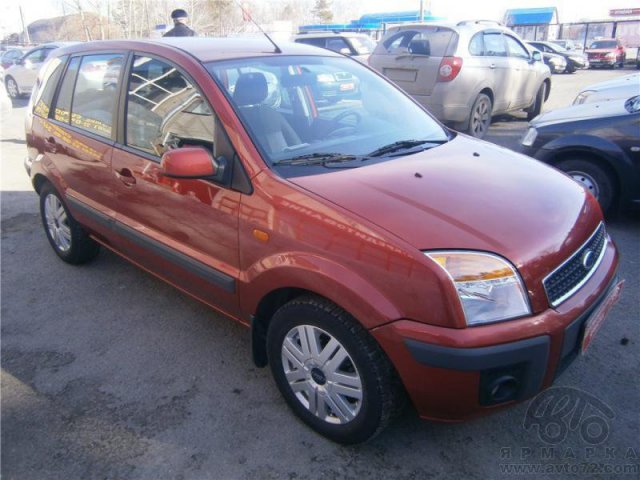 Продается Ford Fusion 2008 г. в.,  1.6 л.,  МКПП,  80815 км.,  хорошее состояние в городе Тюмень, фото 3, стоимость: 340 000 руб.