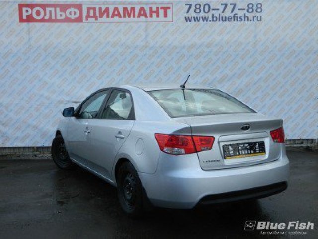 KIA Cerato,  седан,  2010 г. в.,  пробег:  20000 км.,  механика,  1,6 л в городе Москва, фото 8, Московская область