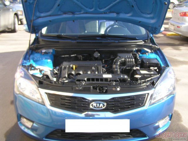 KIA Cee’d,  хэтчбек,  2010 г. в.,  пробег:  28000 км.,  механическая в городе Москва, фото 3, KIA