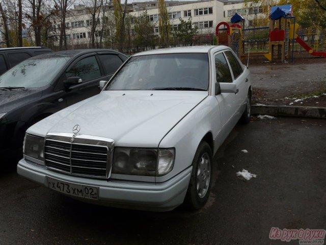 Mercedes  W124,  седан,  1990 г. в.,  пробег:  215000 км.,  механическая,  2.6 л в городе Уфа, фото 3, Mercedes