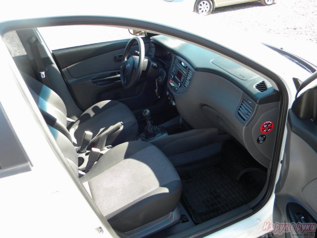 KIA Rio,  хэтчбек,  2009 г. в.,  пробег:  85000 км.,  механическая,  1,4 л в городе Электросталь, фото 6, KIA