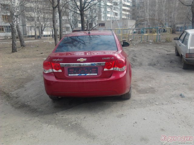 Chevrolet Cruze,  седан,  2011 г. в.,  пробег:  29000 км.,  механическая,  1.6 л в городе Ульяновск, фото 2, Ульяновская область