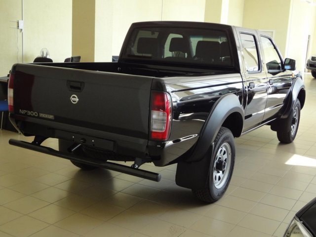 Ниссан NP 300 pick up