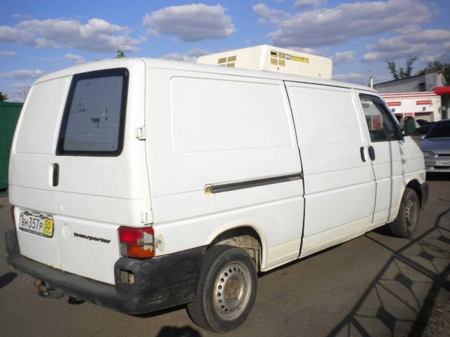 Продаётся Volkswagen Transporter 1997 г. в.,  2500 см3,  пробег:  100000 км.,  цвет:  белый в городе Москва, фото 3, Московская область