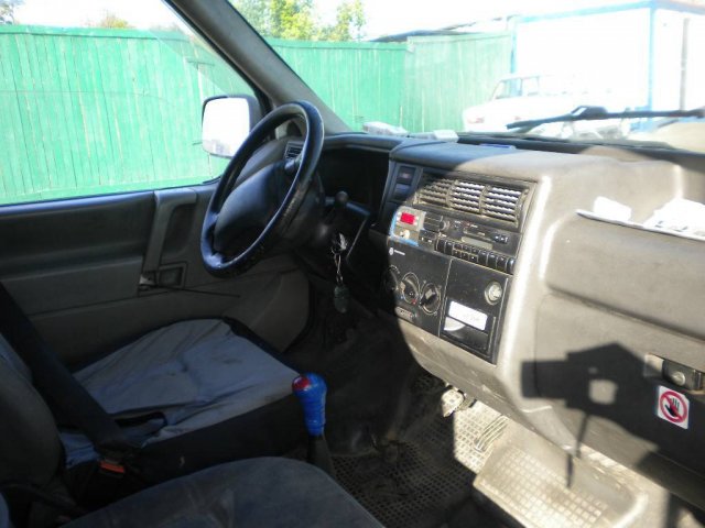 Продаётся Volkswagen Transporter 1997 г. в.,  2500 см3,  пробег:  100000 км.,  цвет:  белый в городе Москва, фото 5, Малый коммерческий транспорт