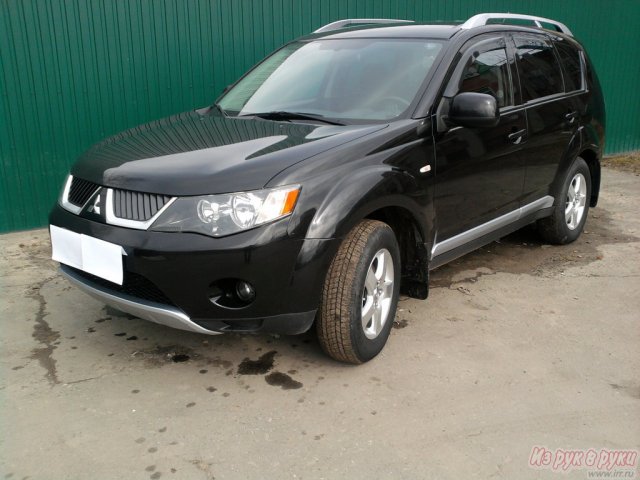 Mitsubishi Outlander XL,  универсал,  2008 г. в.,  пробег:  85000 км.,  механическая,  2.4 л в городе Йошкар-Ола, фото 1, стоимость: 800 000 руб.