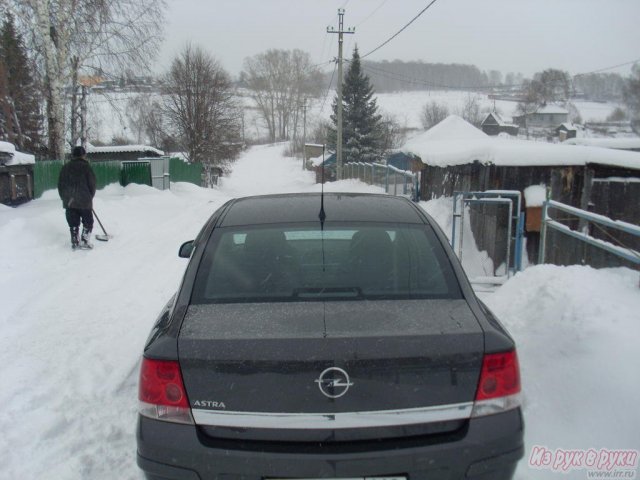 Opel Astra,  седан,  2012 г. в.,  пробег:  3500 км.,  автоматическая,  1.8 л в городе Кемерово, фото 5, Кемеровская область