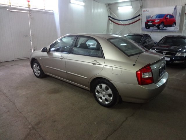 Kia Cerato 1.6i (122Hp) 2006 г. в.  ( 1591 см3 ) в городе Москва, фото 4, стоимость: 338 000 руб.