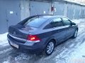 Opel Astra,  седан,  2011 г. в.,  пробег:  19100 км.,  механическая,  1.6 л в городе Тюмень, фото 1, Тюменская область