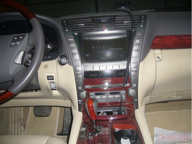 Lexus LS 460,  седан,  2007 г. в.,  пробег:  100000 км.,  автоматическая,  4.6 л в городе Тимашевск, фото 8, Краснодарский край