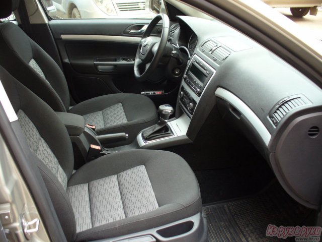 Skoda Octavia,  хэтчбек,  2011 г. в.,  пробег:  40500 км.,  автоматическая,  1.6 л в городе Киров, фото 1, стоимость: 642 000 руб.