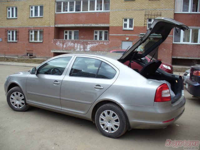 Skoda Octavia,  хэтчбек,  2011 г. в.,  пробег:  40500 км.,  автоматическая,  1.6 л в городе Киров, фото 9, Калужская область