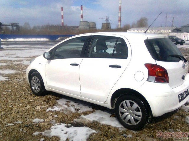 Toyota Yaris,  хэтчбек,  2009 г. в.,  пробег:  54000 км.,  механическая,  1 л в городе Киров, фото 7, стоимость: 375 000 руб.