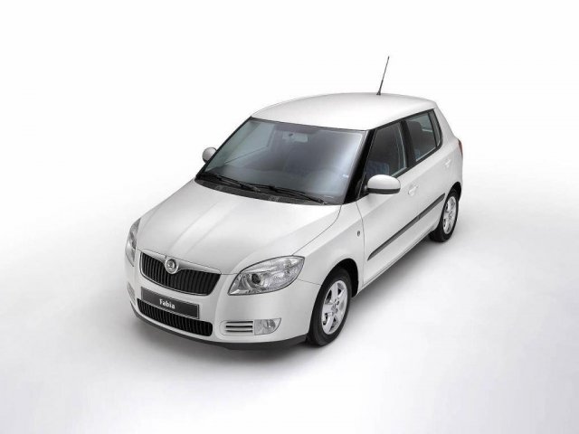 Skoda Fabia 2013г.  механика 1198см.  куб в городе Москва, фото 1, стоимость: 384 000 руб.