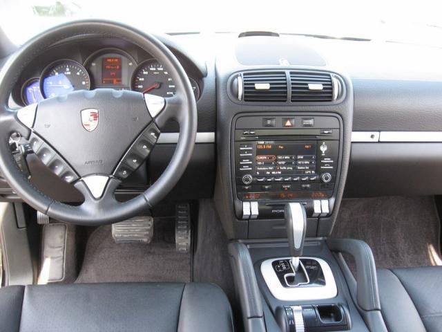 Porsche Cayenne,  2009 г. в.,  автоматическая,  2967 куб.,  пробег:  94000 км. в городе Санкт-Петербург, фото 3, Ленинградская область