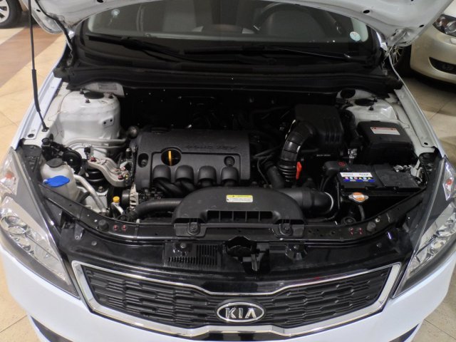 Kia Cee' d 1.6i (122Hp) 2012 г. в.  ( 1591 см3 ) в городе Москва, фото 2, Московская область