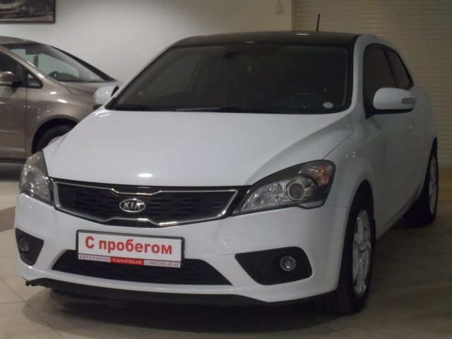 Kia Cee' d 1.6i (122Hp) 2012 г. в.  ( 1591 см3 ) в городе Москва, фото 8, Московская область