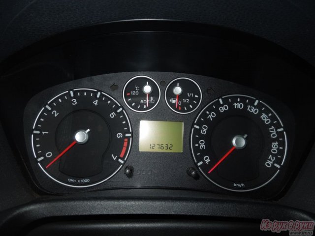 Ford Fiesta,  хэтчбек,  2006 г. в.,  пробег:  127600 км.,  механическая,  1.4 л в городе Тверь, фото 3, Тверская область