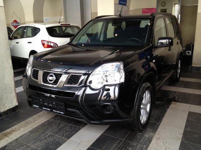 Nissan X-Trail 2013г.  механика 1998см.  куб в городе Санкт-Петербург, фото 1, Ленинградская область