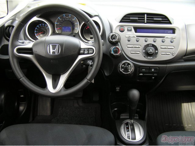 Honda Fit,  универсал,  2009 г. в.,  пробег:  32000 км.,  автоматическая,  1.5 л в городе Калининград, фото 10, Honda