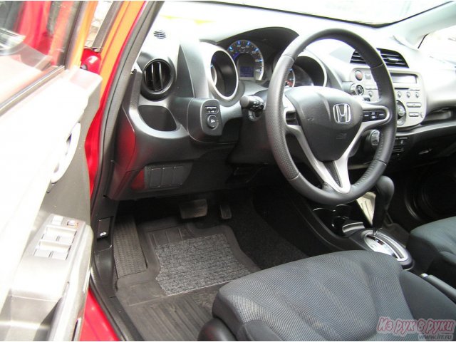 Honda Fit,  универсал,  2009 г. в.,  пробег:  32000 км.,  автоматическая,  1.5 л в городе Калининград, фото 9, стоимость: 470 000 руб.