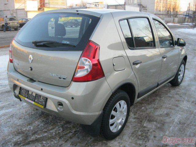 Renault Sandero,  хэтчбек,  2013 г. в.,  механическая,  1600 л в городе Нижний Новгород, фото 2, Нижегородская область