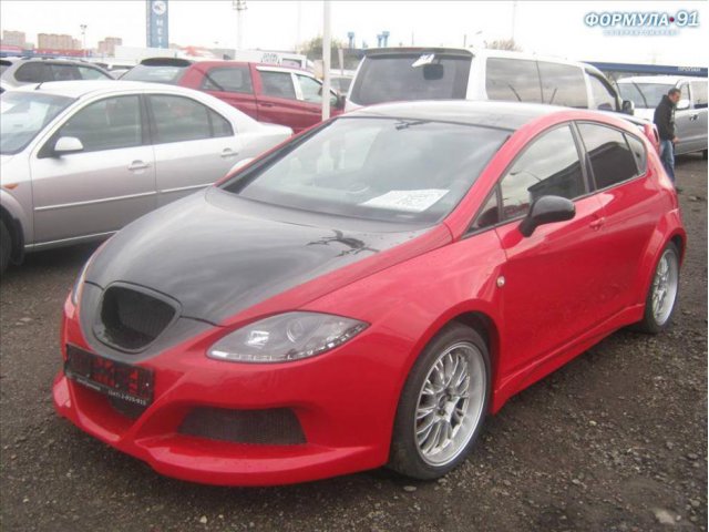 Продаётся Seat Leon 2007 г. в.,  2000 см3,  тип двигателя:  бензин карбюратор,  цвет:  красный,  пробег:  19000 км. в городе Москва, фото 3, Seat