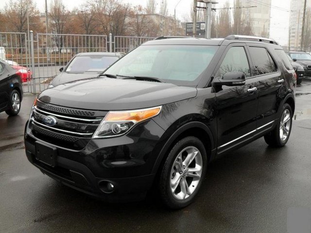 Ford Explorer 2013г.  автомат 3496см.  куб в городе Санкт-Петербург, фото 1, стоимость: 1 698 000 руб.