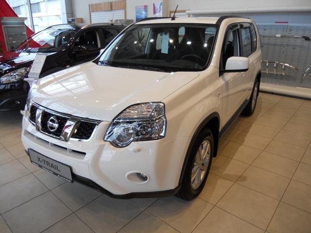 Nissan X-Trail 2013г.  механика 1998см.  куб в городе Санкт-Петербург, фото 1, стоимость: 975 000 руб.