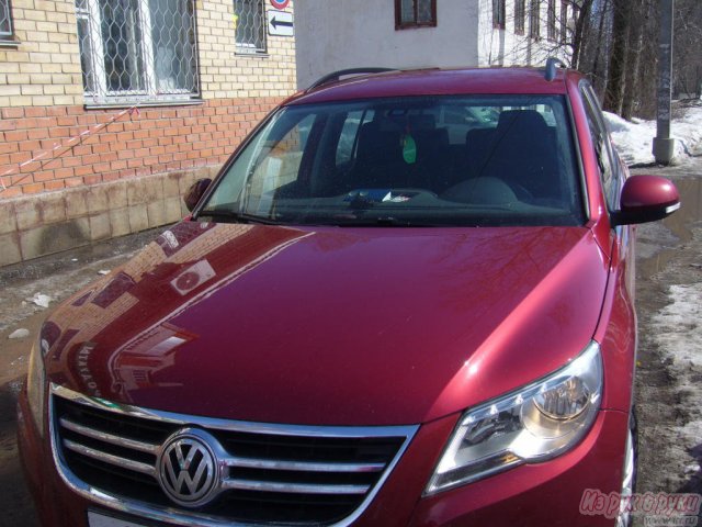 Volkswagen Tiguan,  внедорожник,  2011 г. в.,  пробег:  110000 км.,  механическая,  1.4 л в городе Чебоксары, фото 2, стоимость: 859 000 руб.